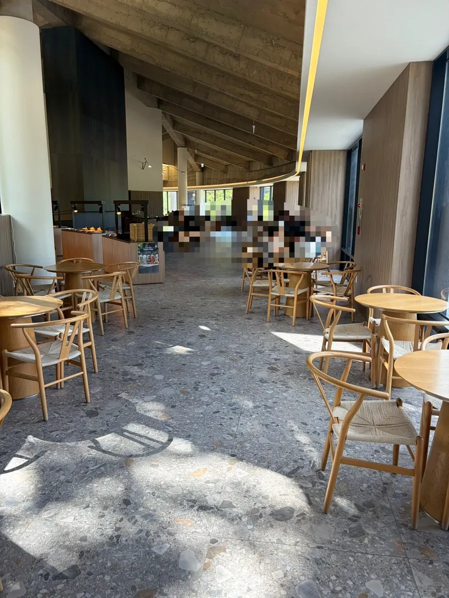 Indoor art exhibition space at MUG