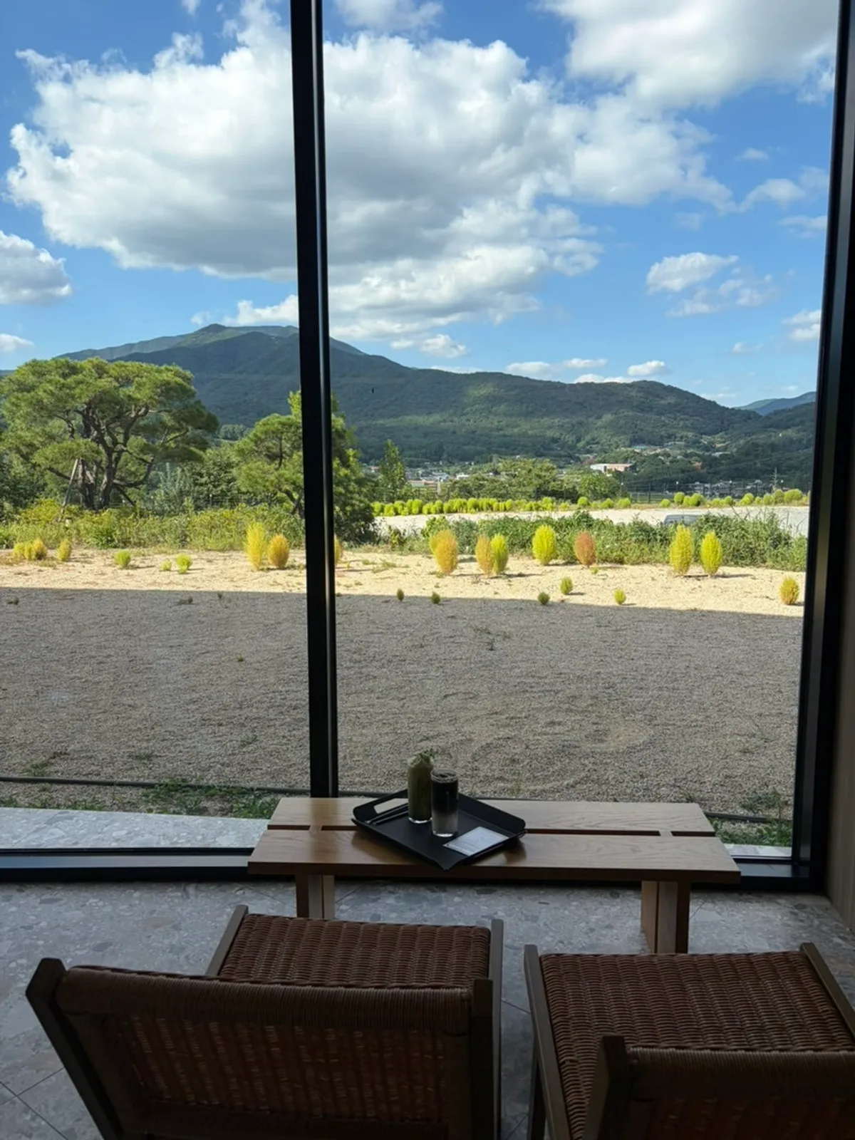 Window seat with mountain view at MUG
