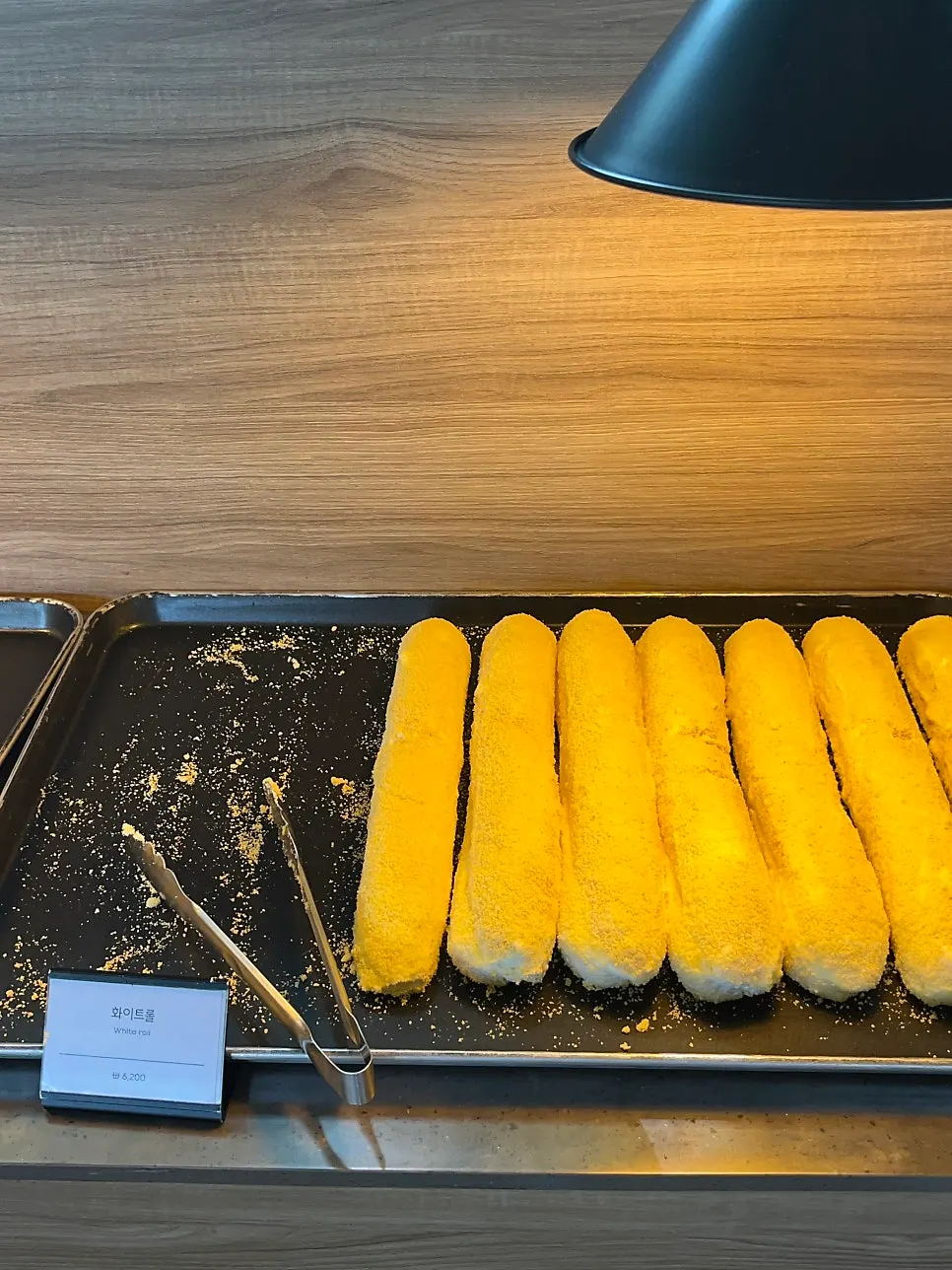 카페 먹 다양한 빵 종류