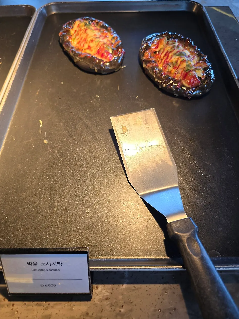 카페 먹 실내 인테리어 디테일
