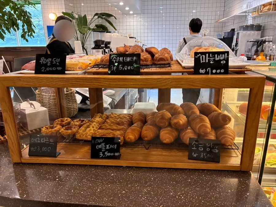Bakery display case