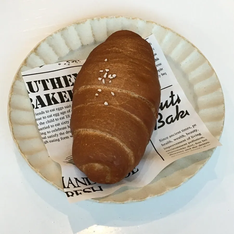 카페 머무름 소금빵 클로즈업