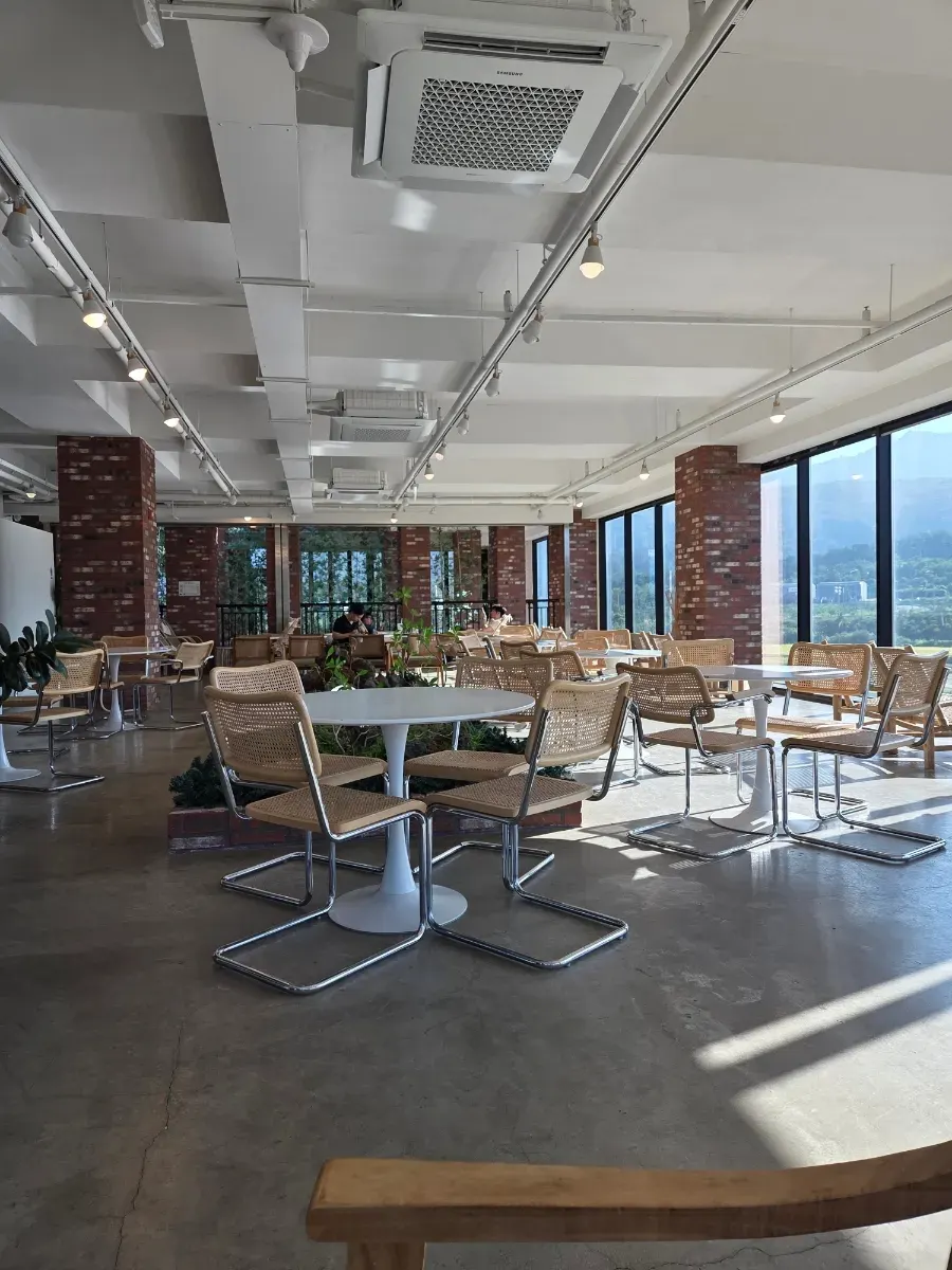Cafe Neorae's 3rd-floor seating with plenty of tables