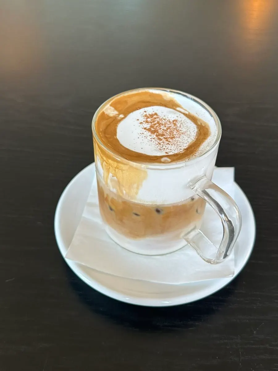 Cafe Pomun's americano in a glass cup