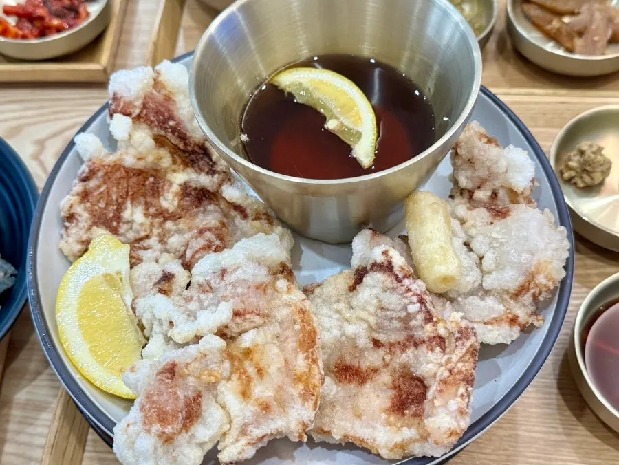 카페동이 대명역점 밥상 메뉴 클로즈업