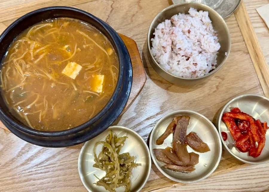 참치열무비빔밥상 한상