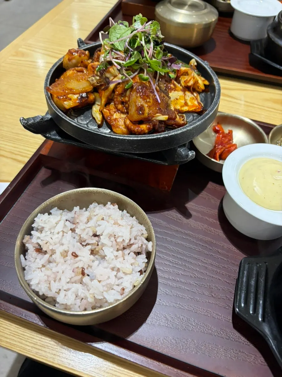 김포 금쌀로 지은 고슬고슬한 공기밥