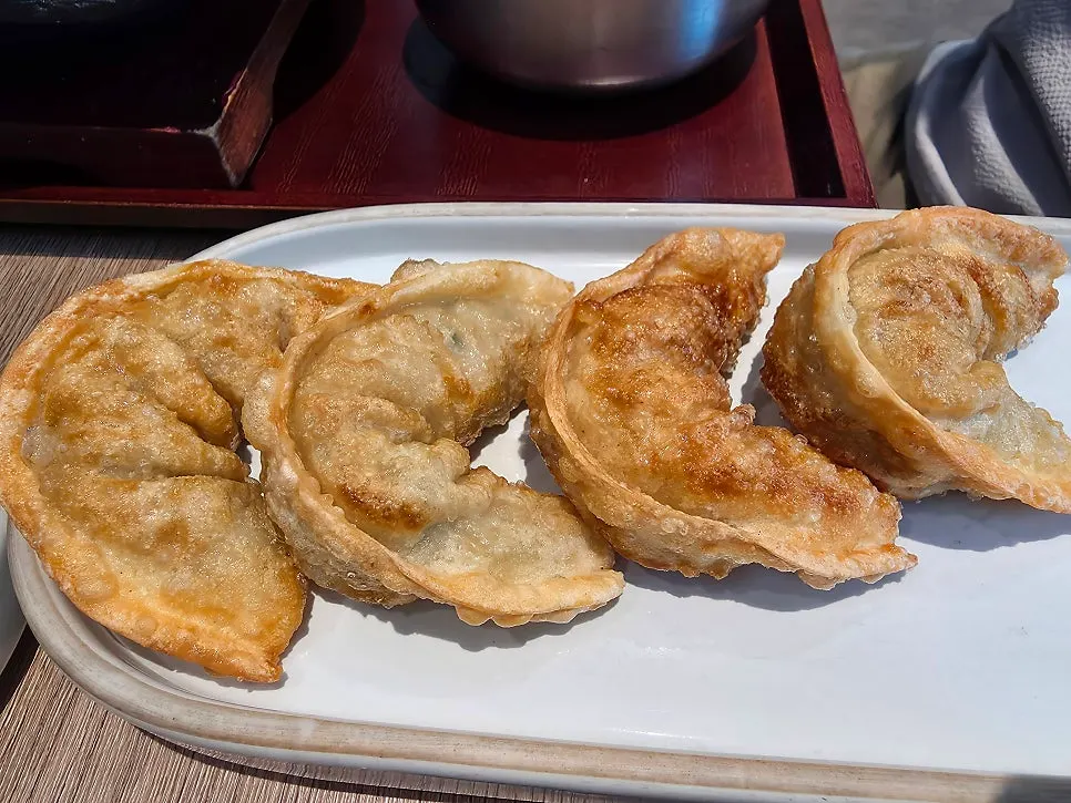 Golden-brown 50-year juicy fried mandu
