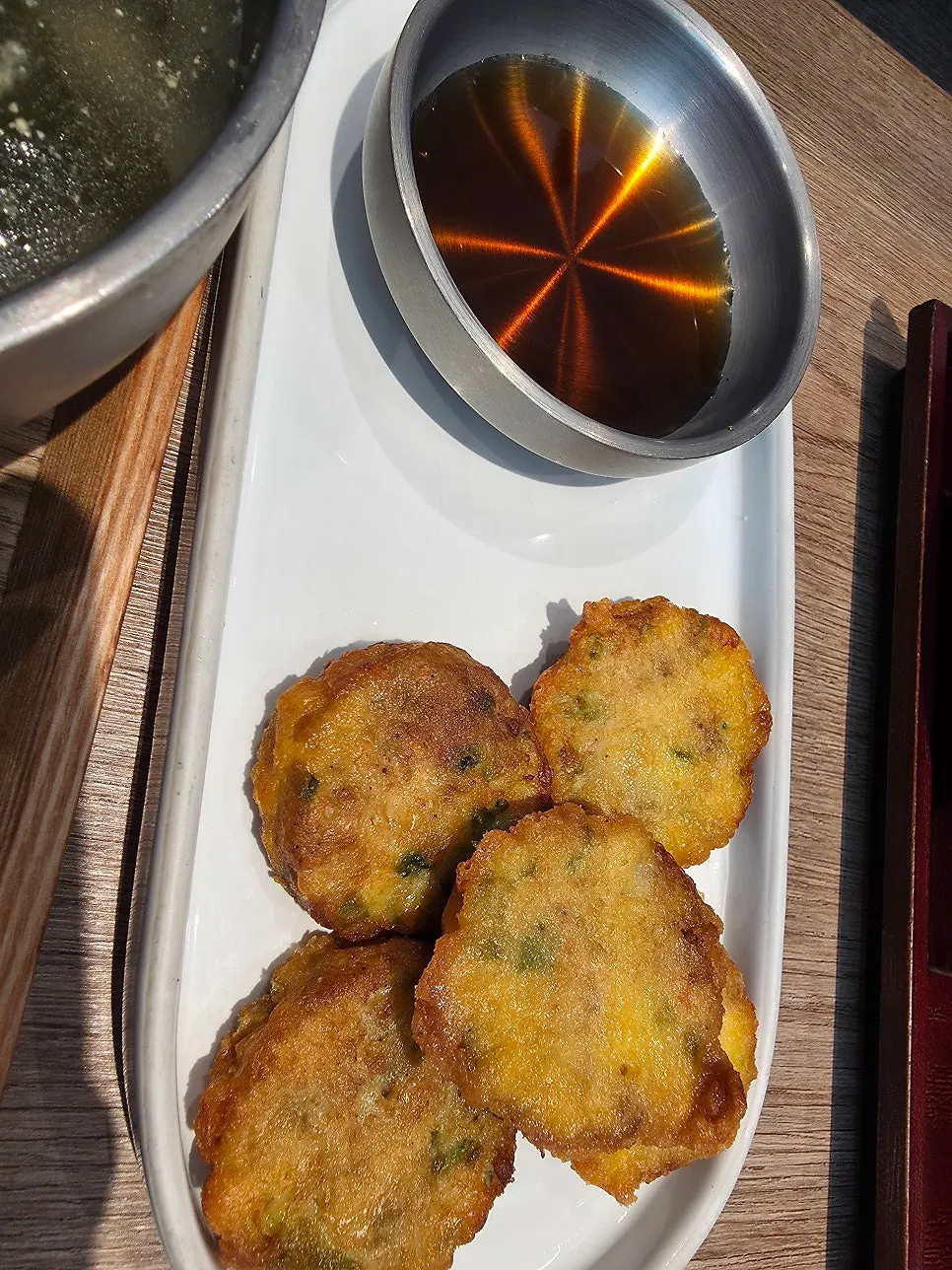 Egg-coated meatballs side dish