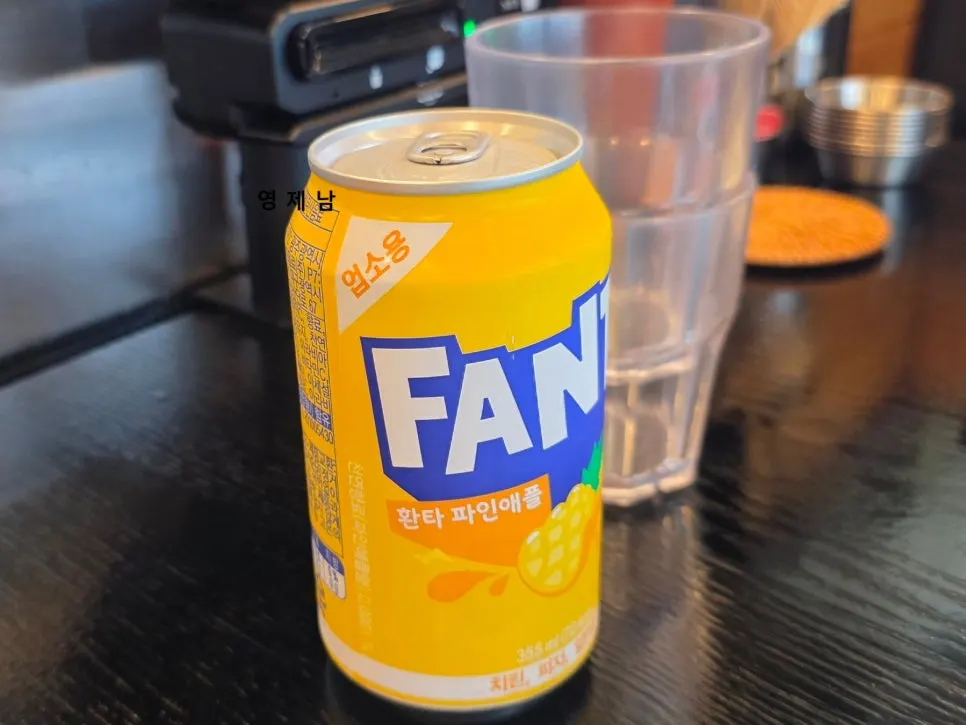 Fanta pineapple served with the meal