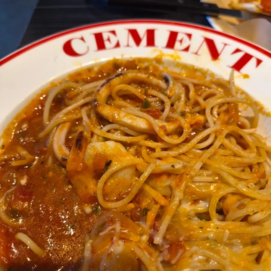 Close-up of the noodles and sauce in the spicy seafood tomato pasta