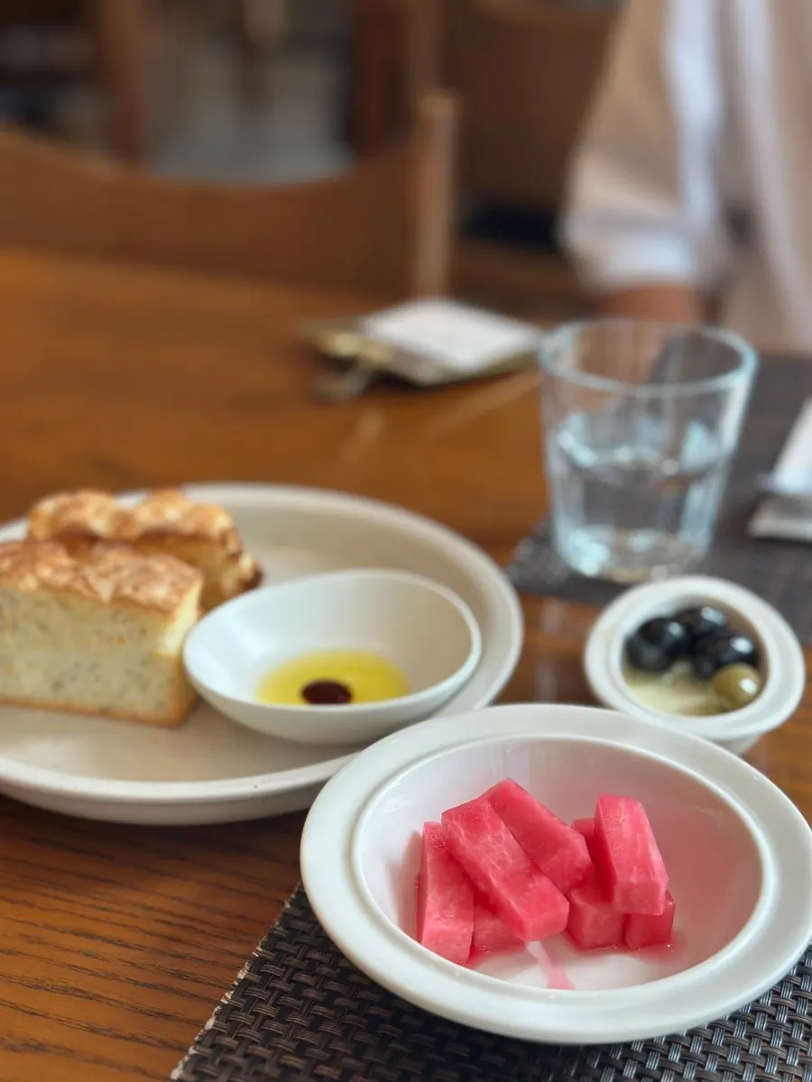 베이컨과 토마토 소스의 아마트리치아나 파스타
