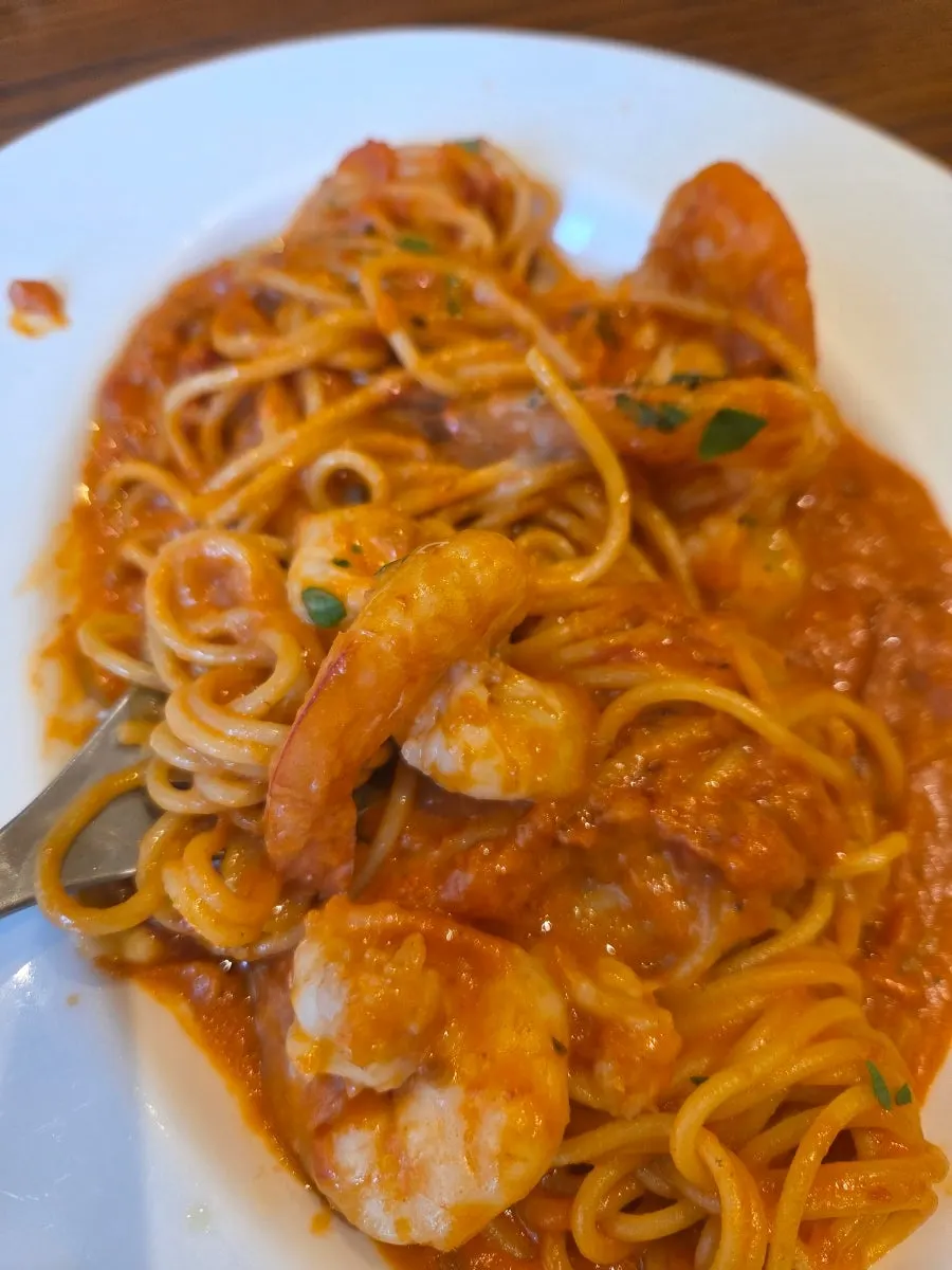 Rosé pasta with spaghettini noodles and plump shrimp