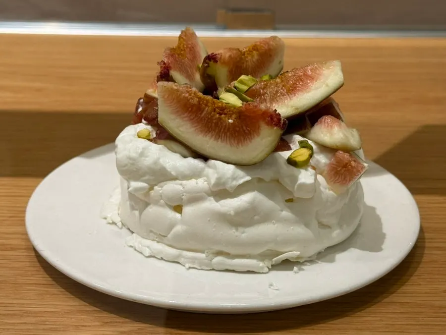 센터커피 디저트 진열대 근접 사진