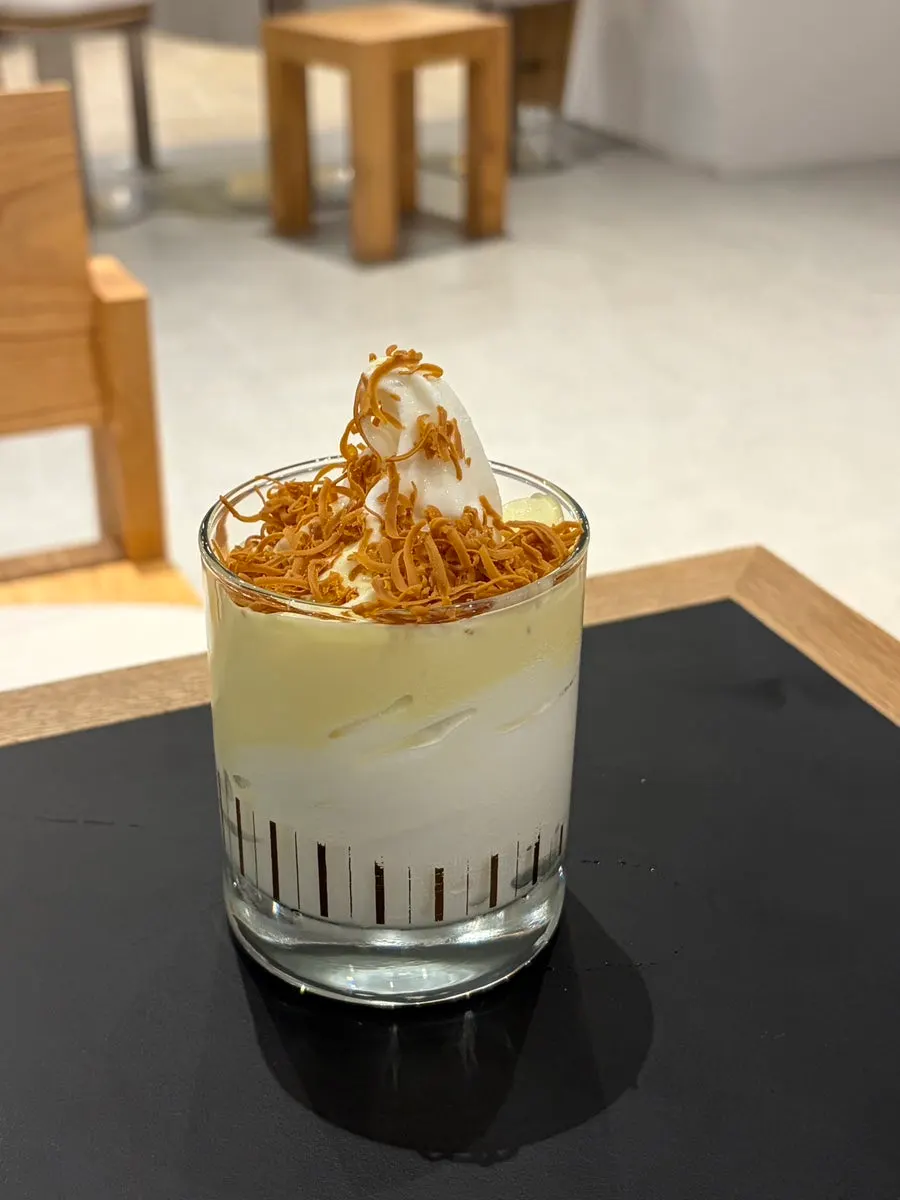 컵에 담긴 초당 옥수수 아이스크림