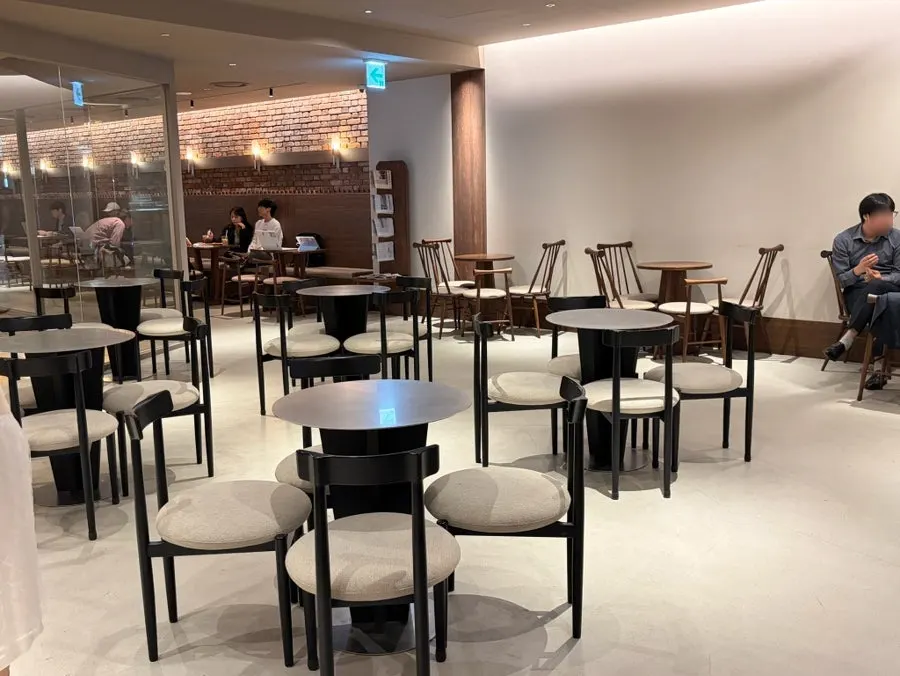 센터커피 광화문점 바 카운터