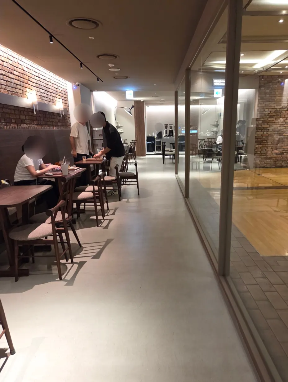 Entrance area of Center Coffee Gwanghwamun