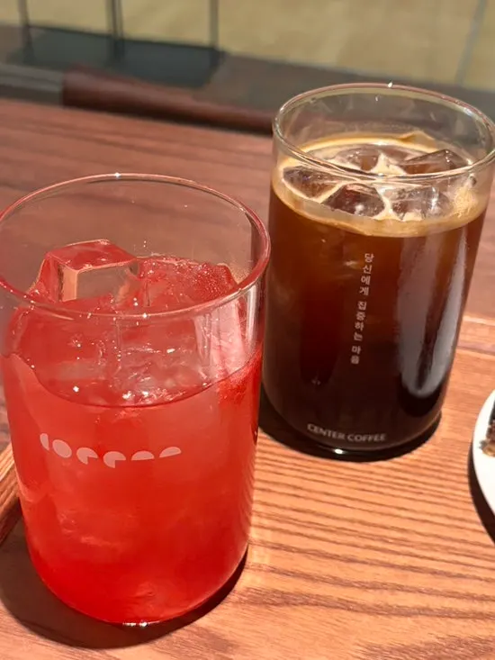 A cup of americano at Center Coffee Gwanghwamun