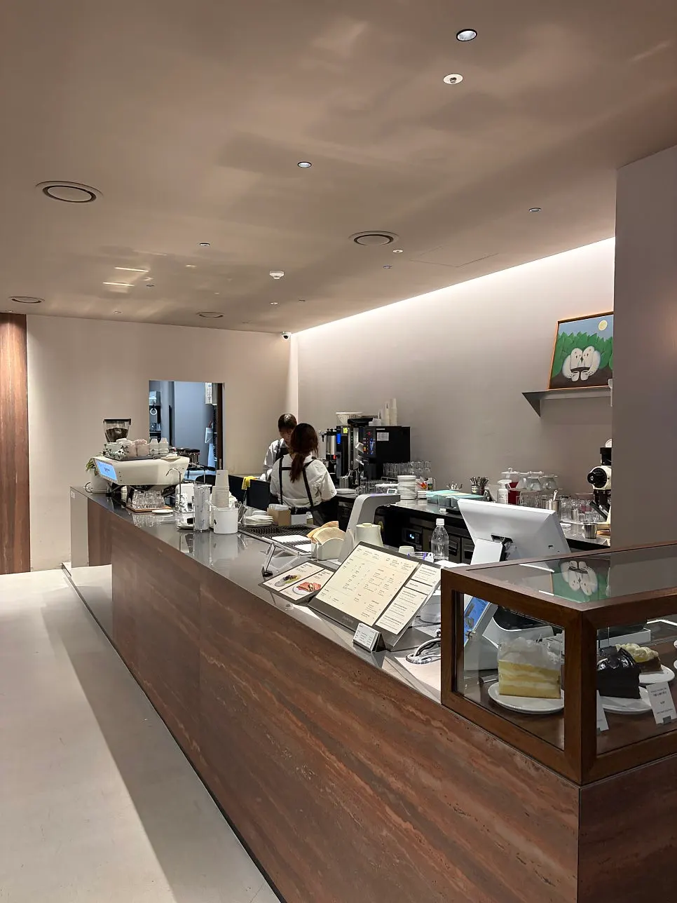 Area around the counter at Center Coffee Gwanghwamun