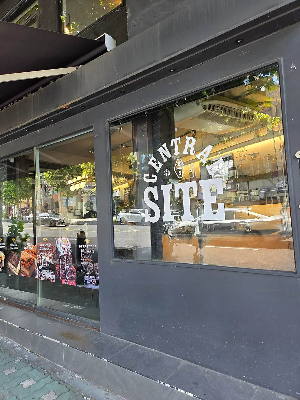 Entrance of the black-building Central Site Yeonnam