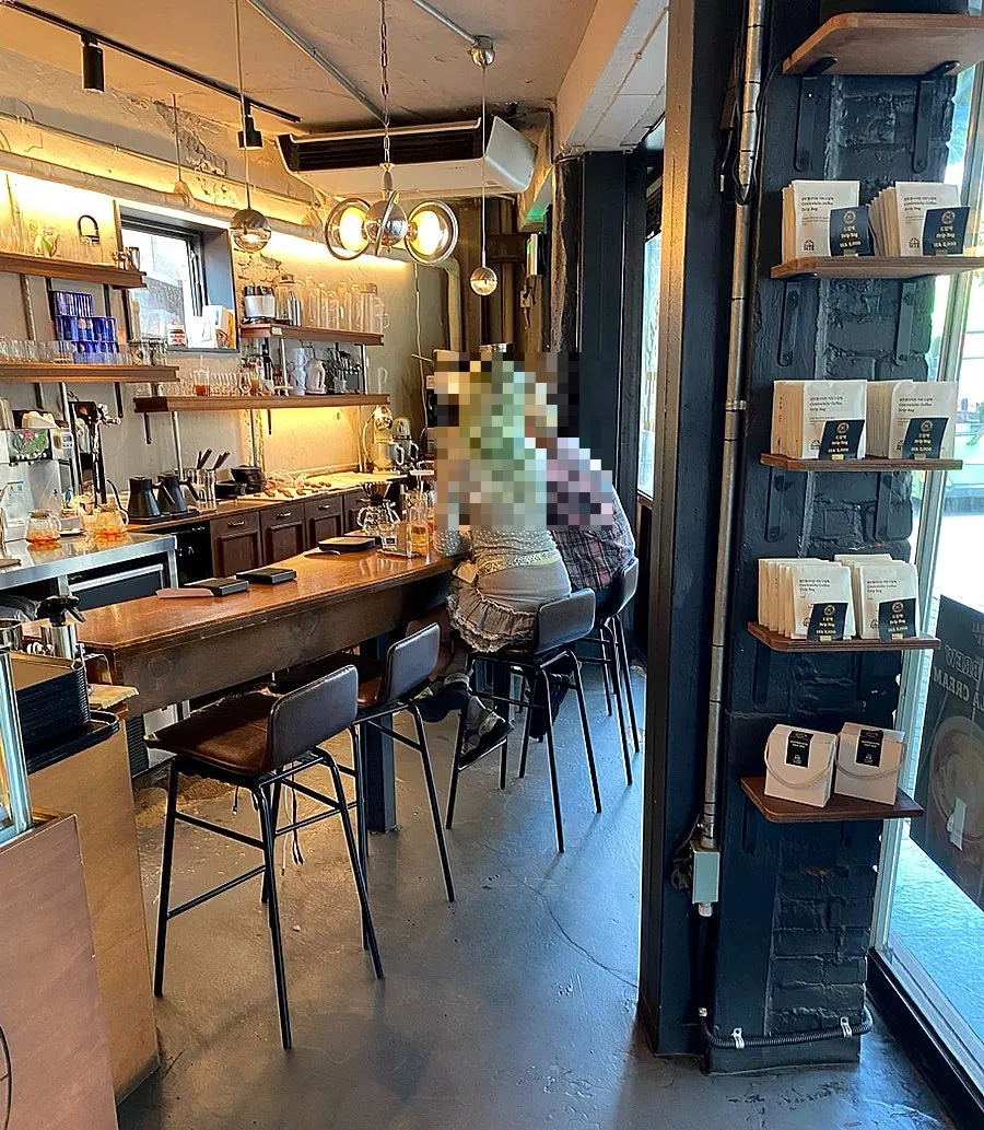 Cold brew and beans displayed at the entrance of Central Site Yeonnam