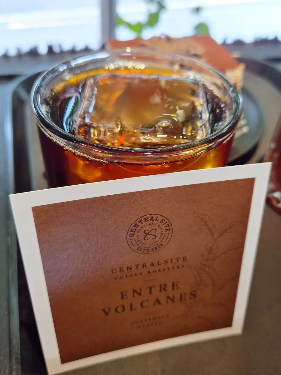 グアテマラ・エントレボルカネスのハンドドリップコーヒーカップ