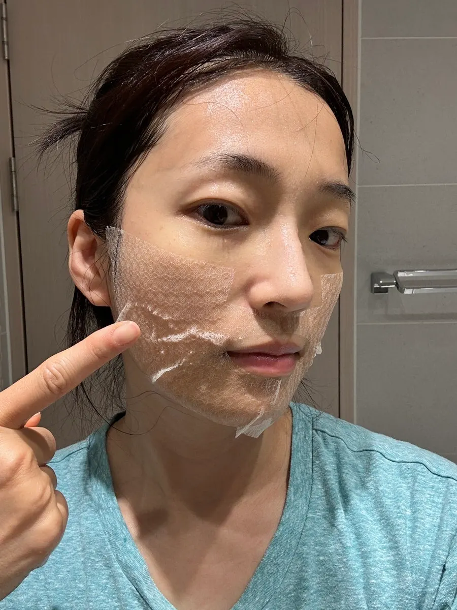 Step for peeling off the dried mask pack