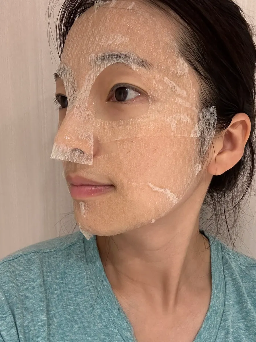 How to use the pack with the smooth side against the skin