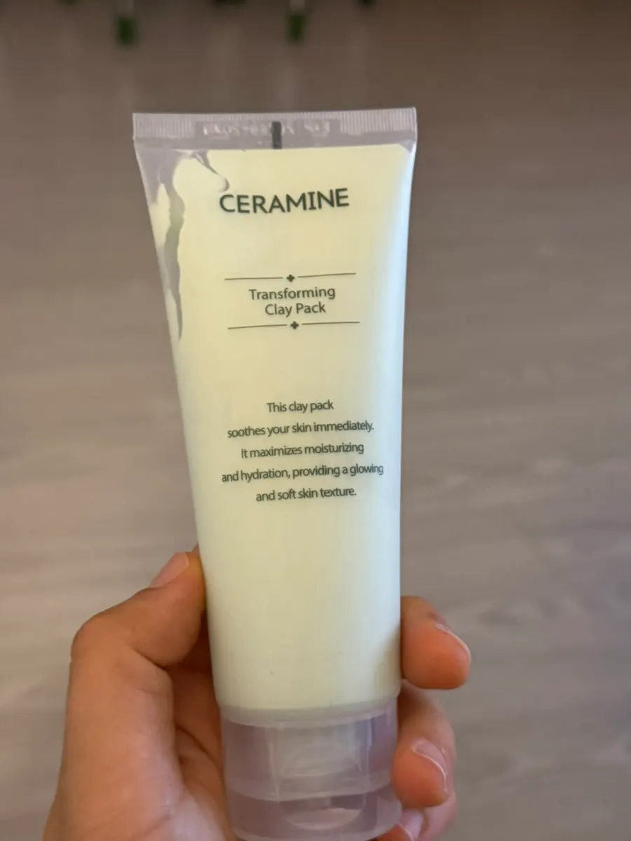 Ceramine clay pack that changes color