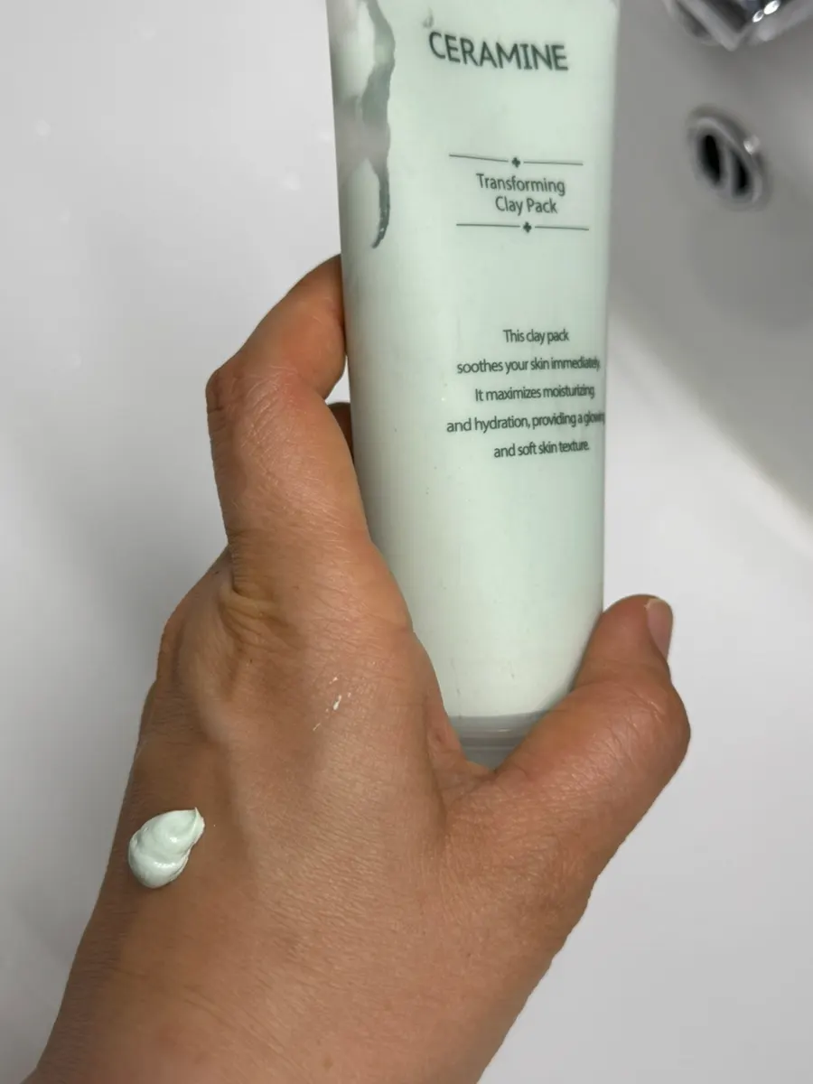 Using a wash-off clay pack