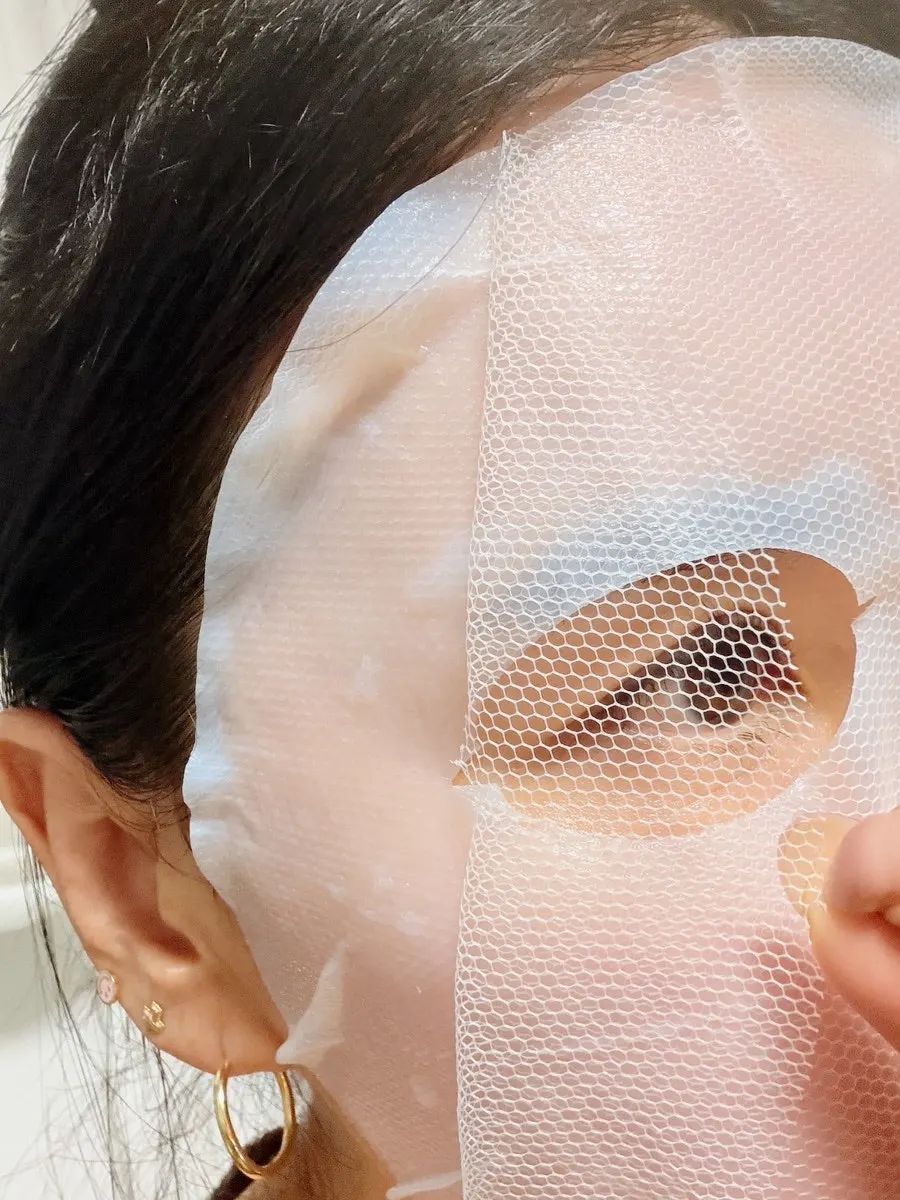 Sebum absorbing patch applied to the nose after cleansing