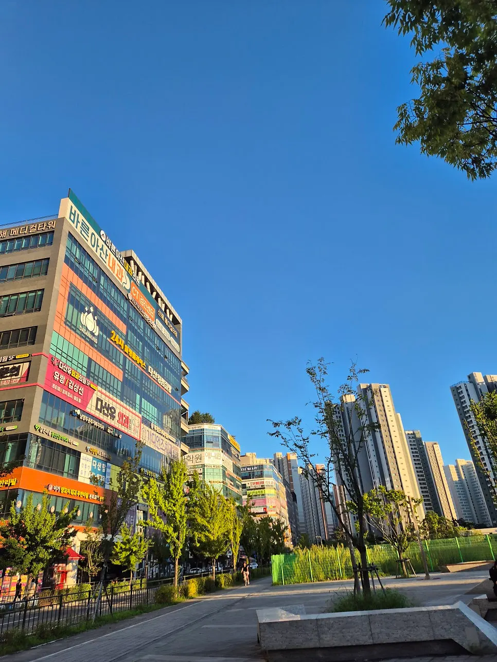 深山風多山站店牛胸肉綜合烤腸套餐烤盤