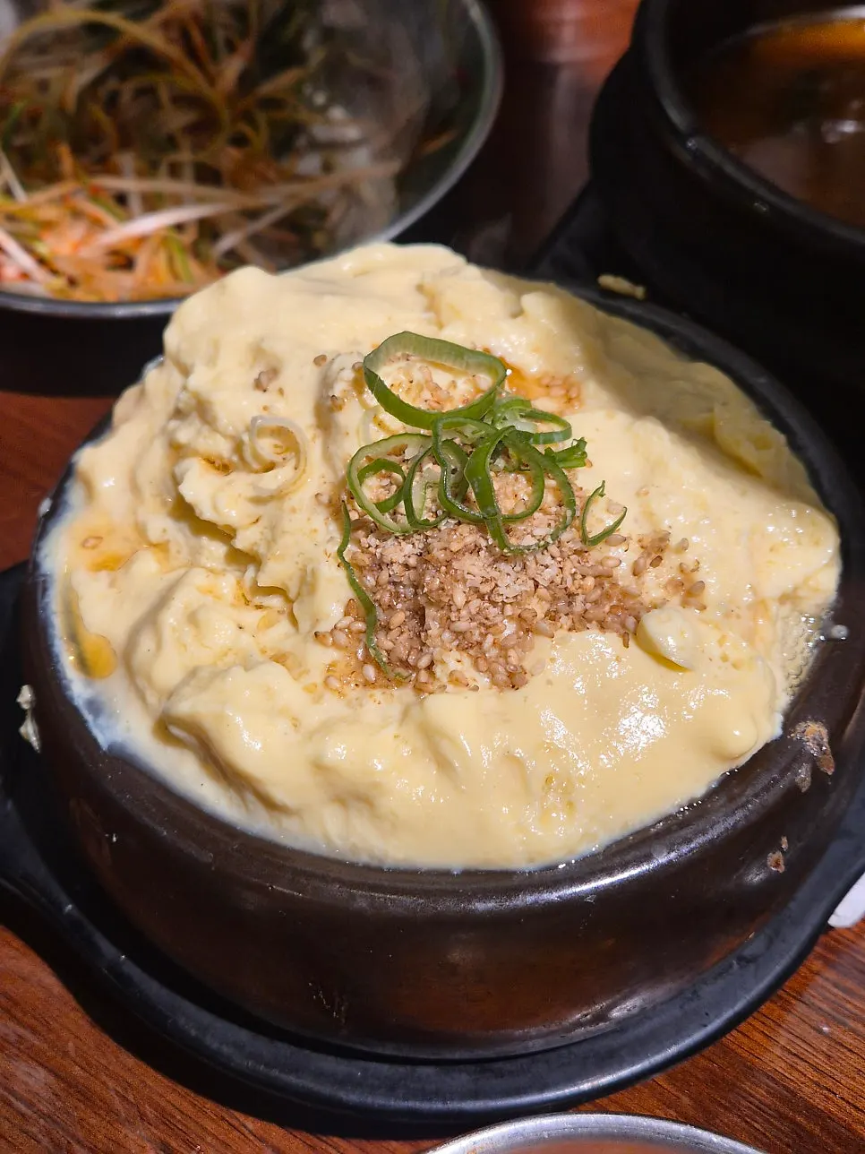 寫有午餐菜單的深山風菜單板