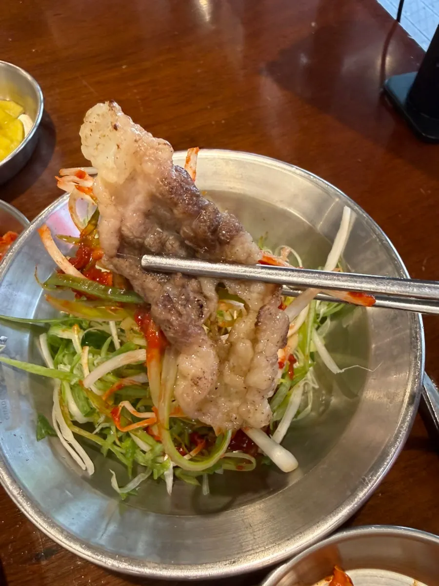 야들야들하게 익힌 차돌박이