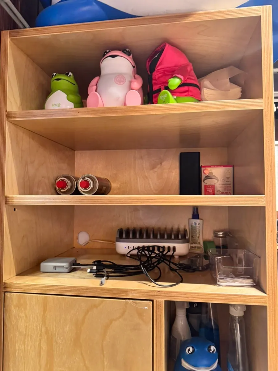 Phone charger rental service offered by the restaurant