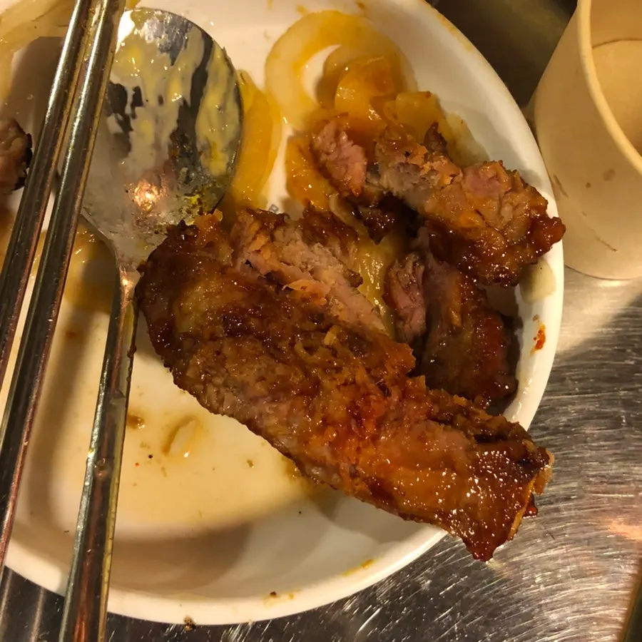 Sauce jjokgalbi eaten with corn cheese