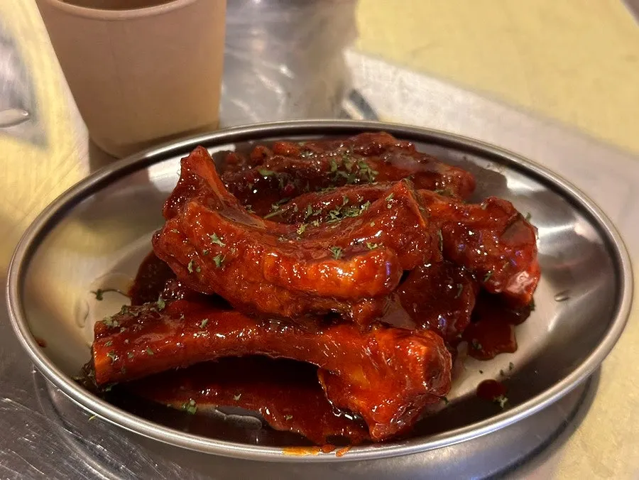 뼈를 아래로 세워 굽는 쪽갈비 굽기 방법