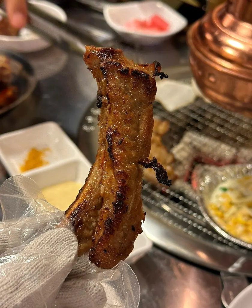 치즈퐁듀에 찍어 먹는 간장쪽갈비