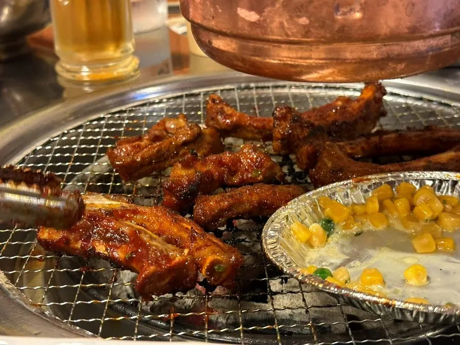 쪽갈비와 함께 즐긴 시원한 생맥주