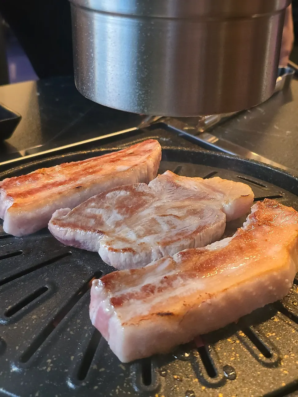 Raw Boseong Nokdon kkotmoksal before grilling