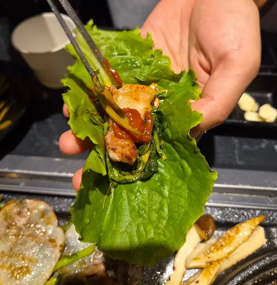 Individual sauce plates provided per person