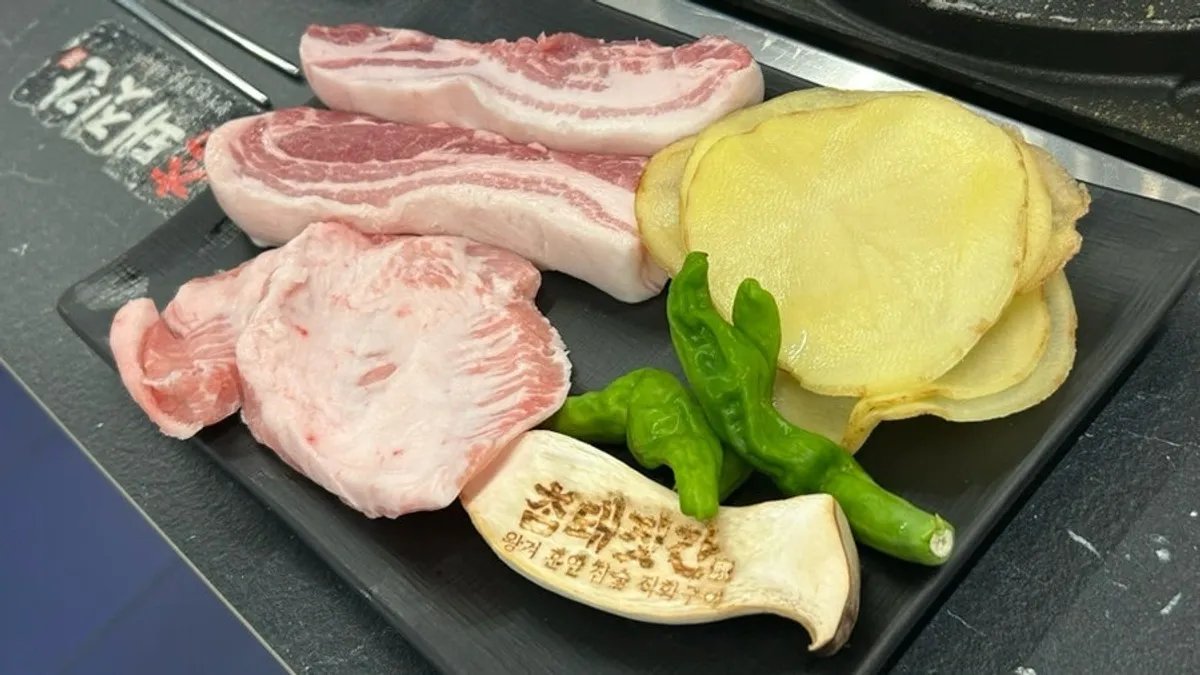 보성녹돈 참삼겹살과 천겹살 생고기 플레이팅