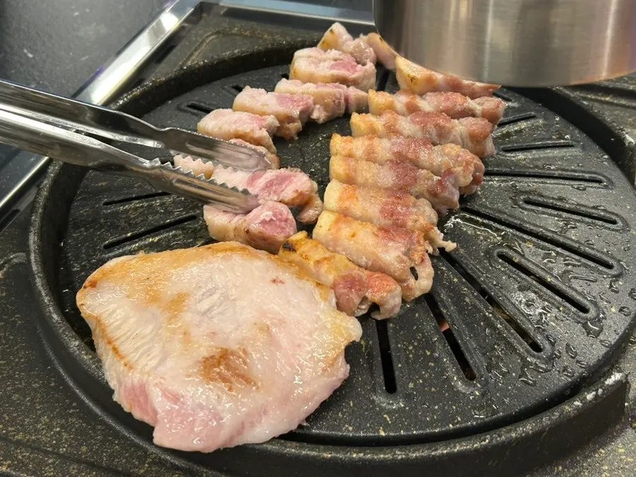 마블링이 촘촘한 보성녹돈 천겹살 항정살