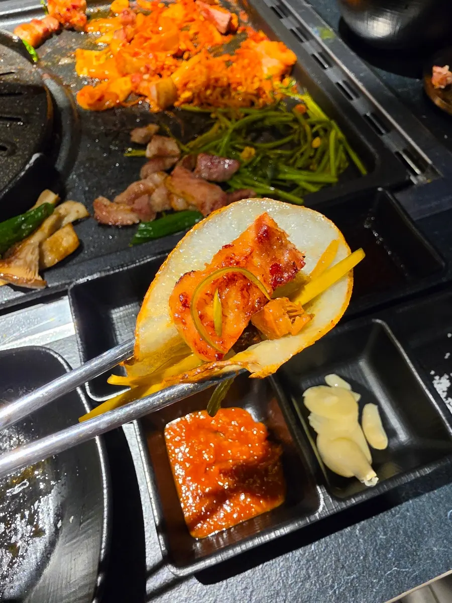 Samgyeopsal paired with crunchy bean sprouts