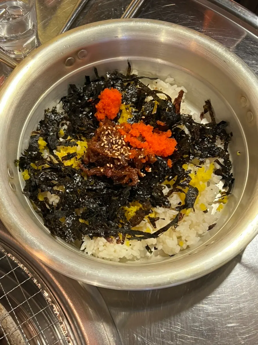 Bite-sized rice balls included in the set