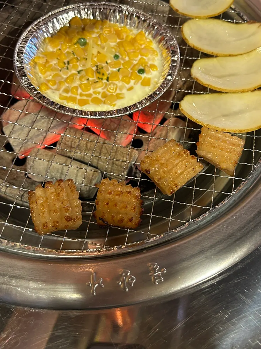 Corn cheese with melted cheese