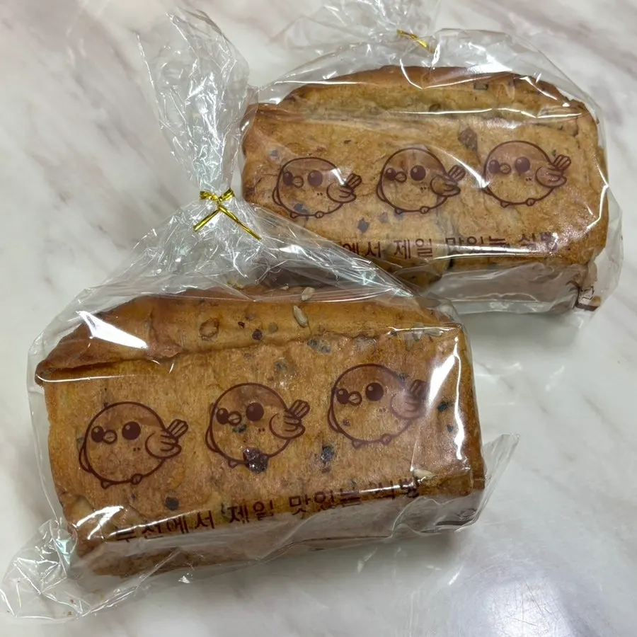 Grain Chapbori bread paired with milk