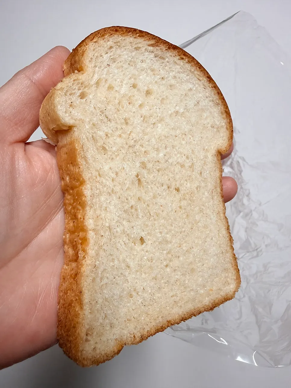 Cross-section of the soft Daesang barley loaf