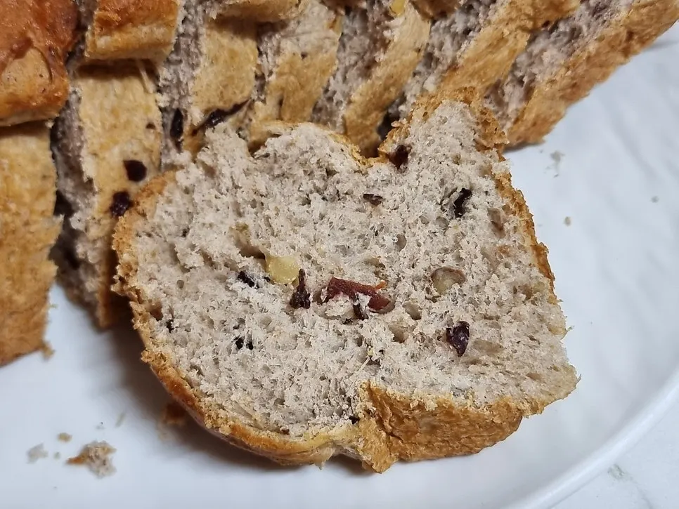Cross-section of sliced chalbori loaf