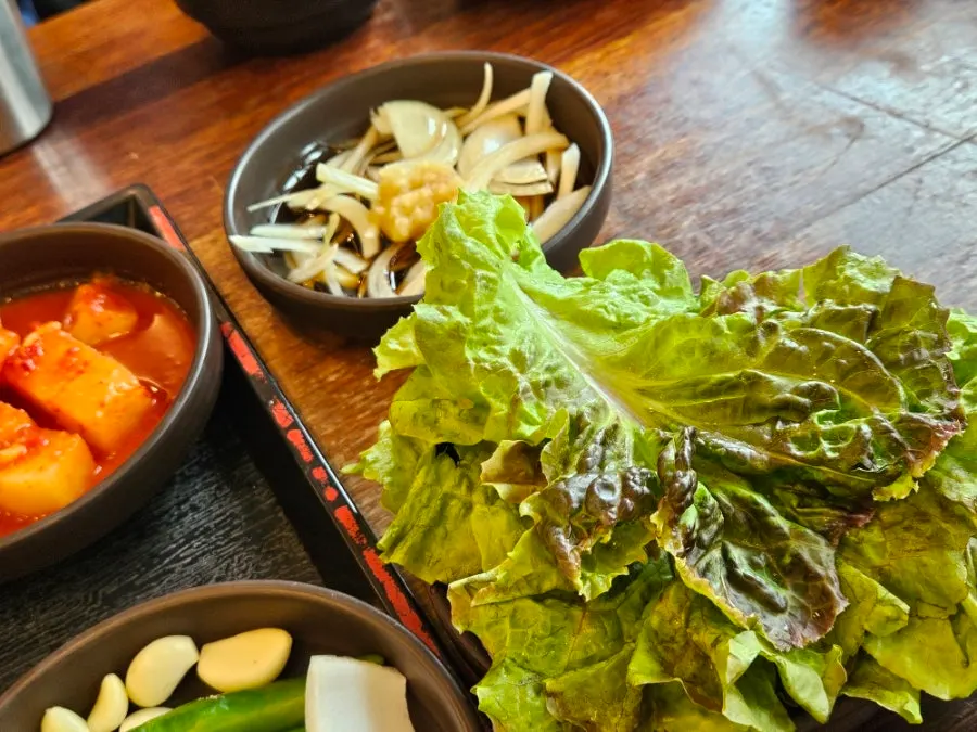 Side dishes for the gukbap table setting